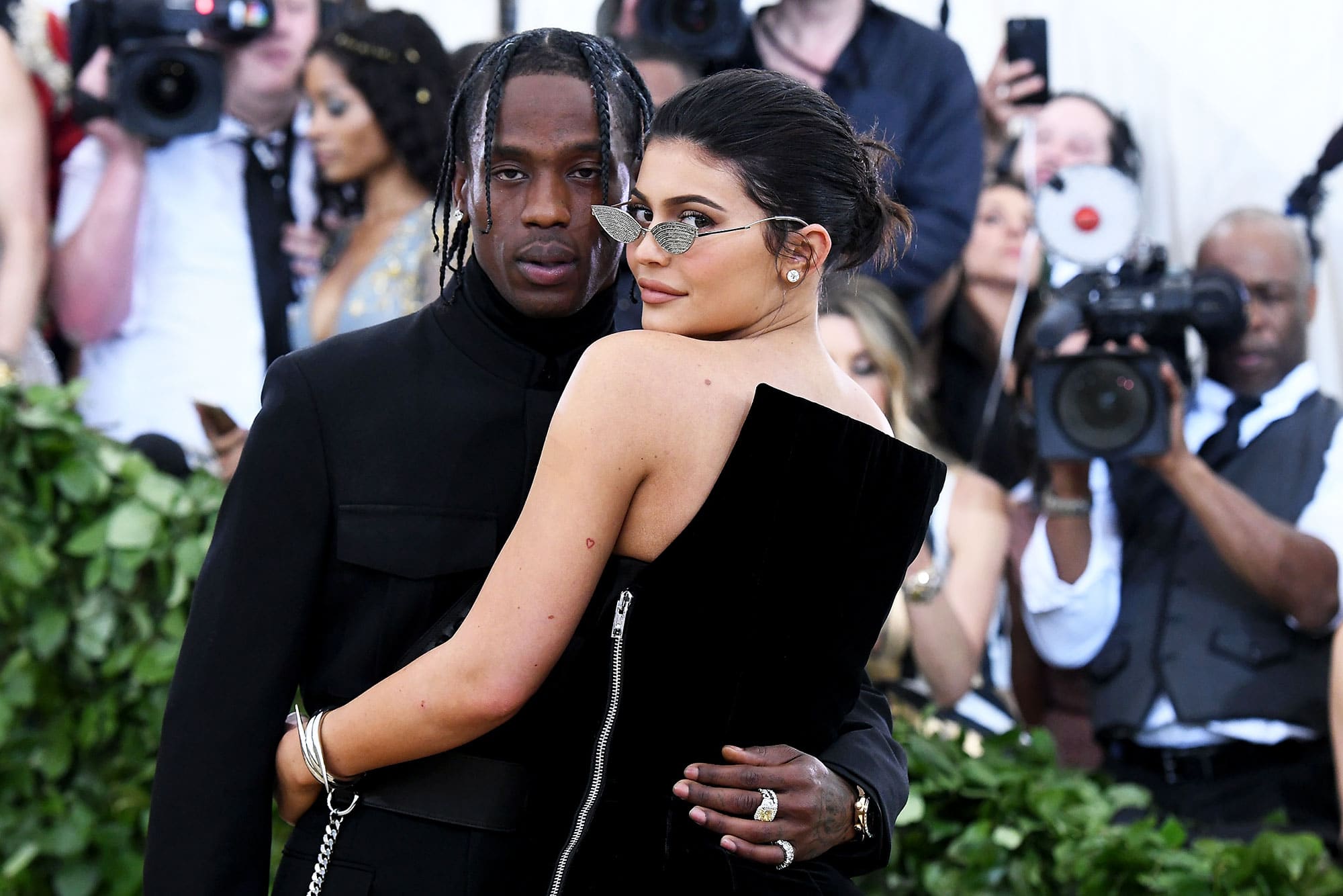 Travis Scott Net Worth - Life, Career, Real Estate, 5 Amazing Facts, Quotes