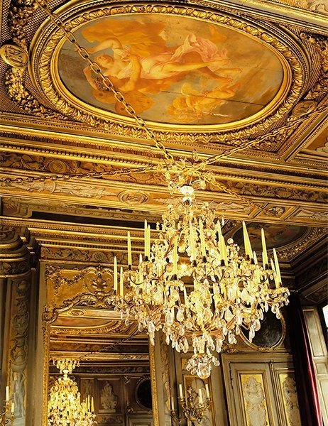 Giacometti chandelier