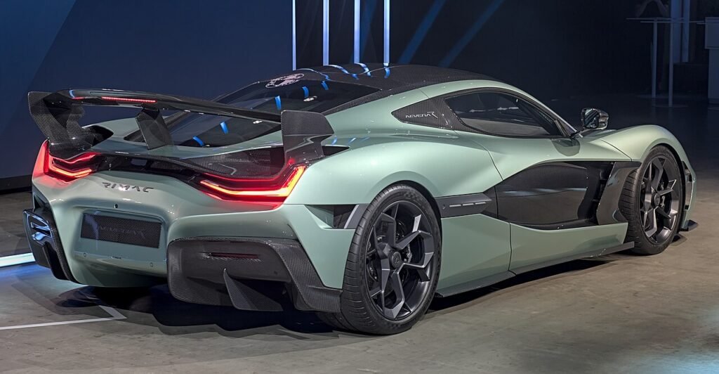 Rimac Nevera and Nevera R